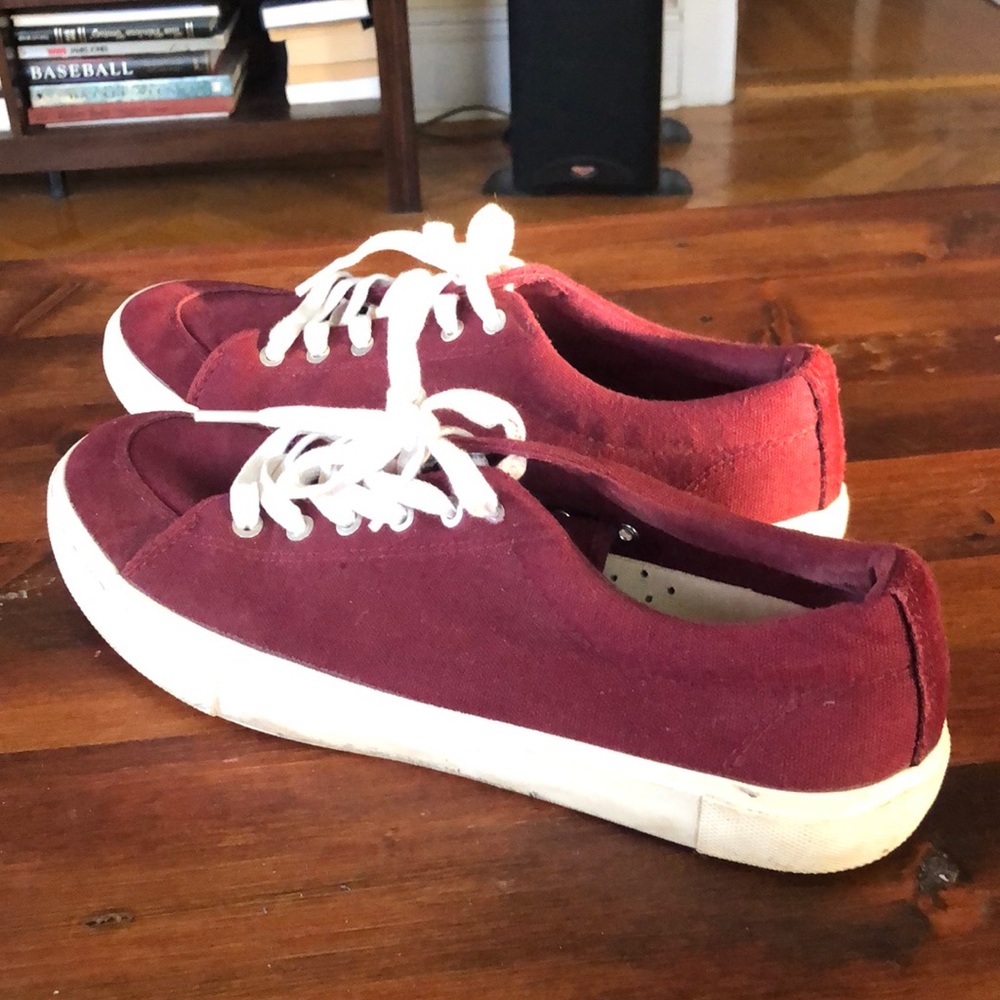 M 11.5 red sneakers - Fivefour
